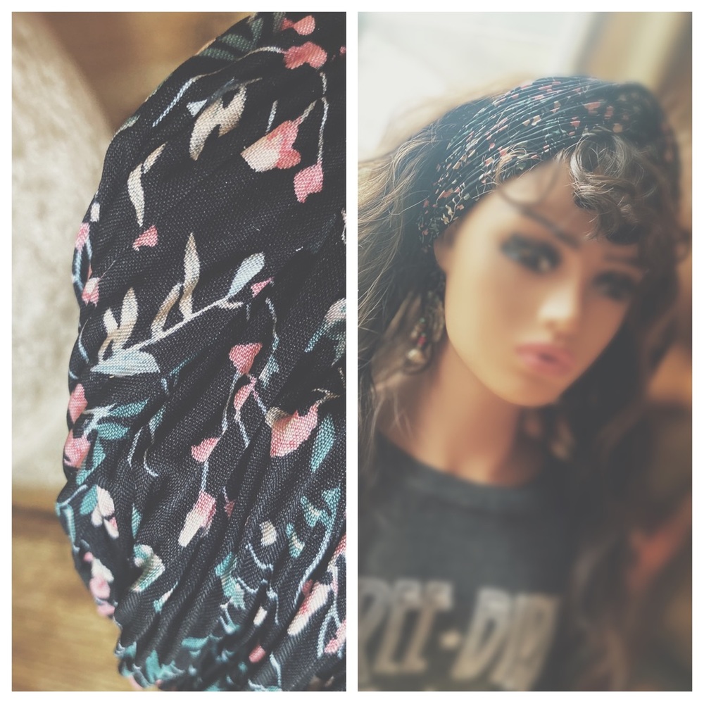 Artisan Made Headband & Neck Wrap Tiny Floral - Picture 7 of 10